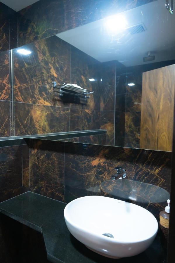Vijaya Hill View Residency Navi Mumbai Exterior foto