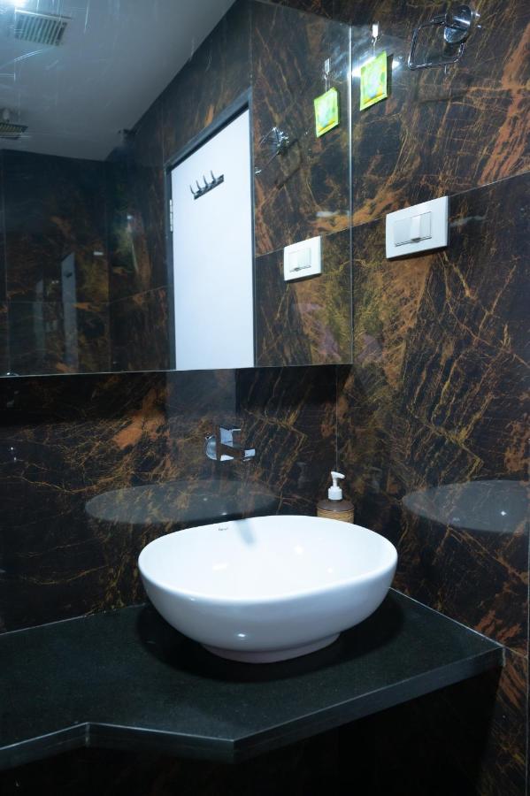 Vijaya Hill View Residency Navi Mumbai Exterior foto